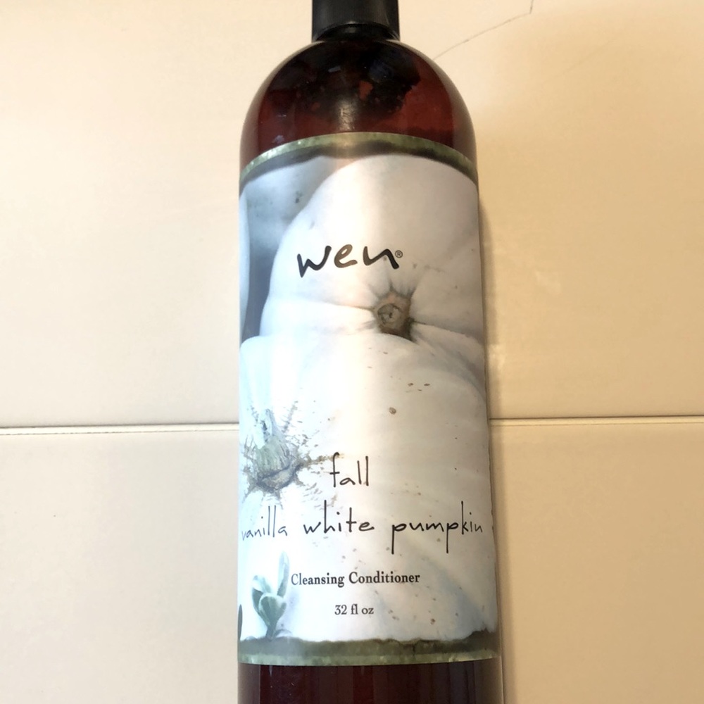 wen 32 oz fall vanilla white pumpkin Cleansing Conditioner